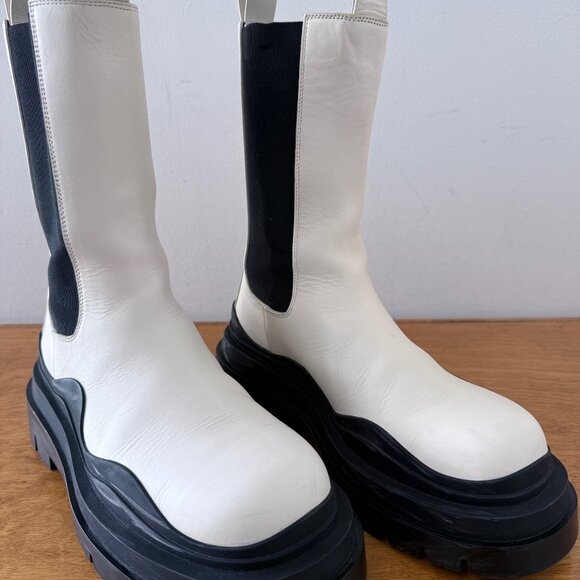 Bottega Veneta Shoes - Bottega Veneta Tire Chelsea Boot Sea Salt Military Calf Leather Size 40.5